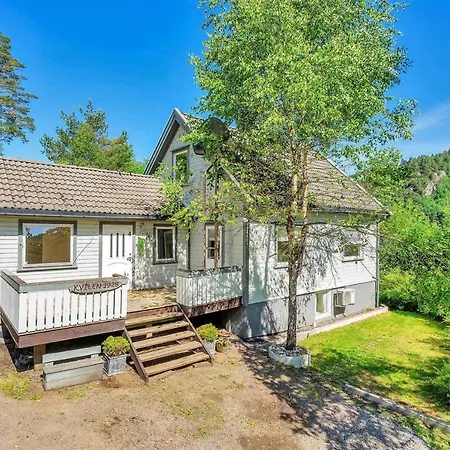 Kvilen 1 - Private In Shared House *